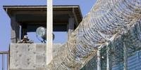 Dez presos procedentes de Guantánamo chegam a Omã
