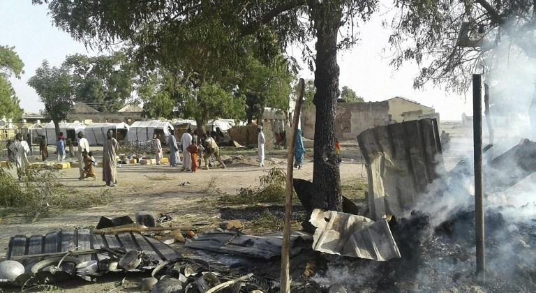 Incidente ocorreu quando trabalhadores humanit&aacute;rios distribu&iacute;am alimentos aos refugiados 