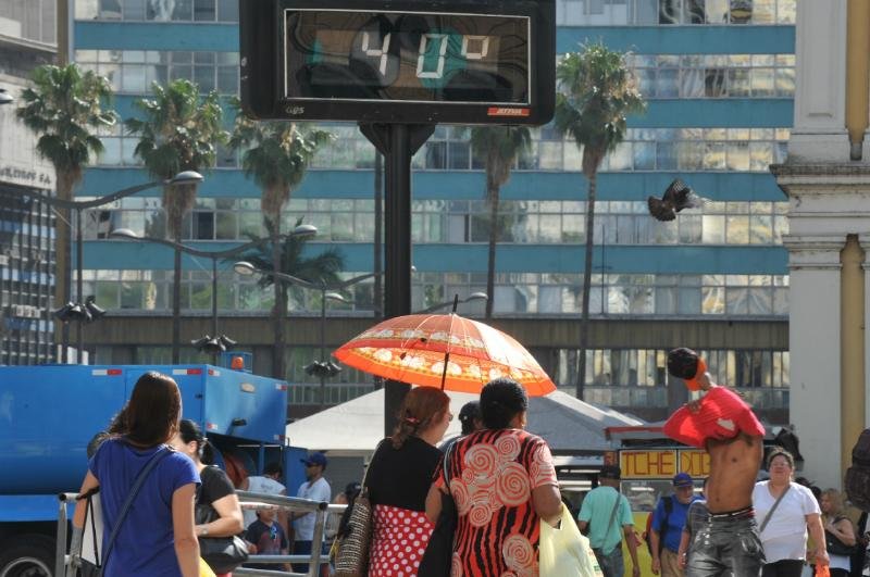 Terra registrou as temperaturas mais altas dos tempos modernos pelo terceiro ano consecutivo