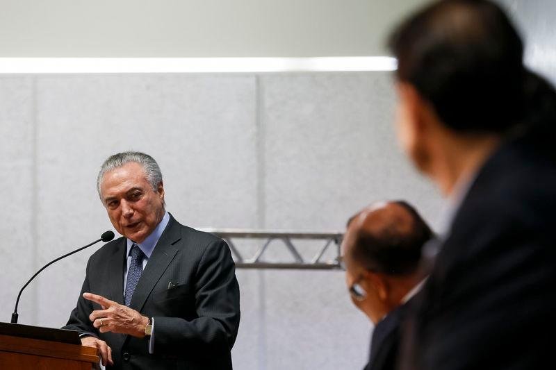 Guerra nos pres&iacute;dios afeta seguran&ccedil;a nacional, afirma Temer