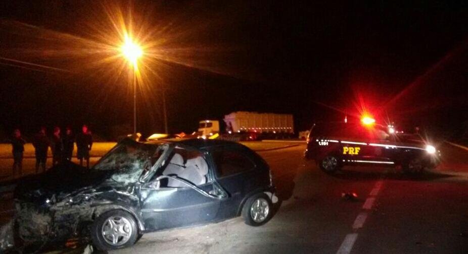 Motorista morre e tr&ecirc;s ficam feridos em acidente em Pinheiro Machado