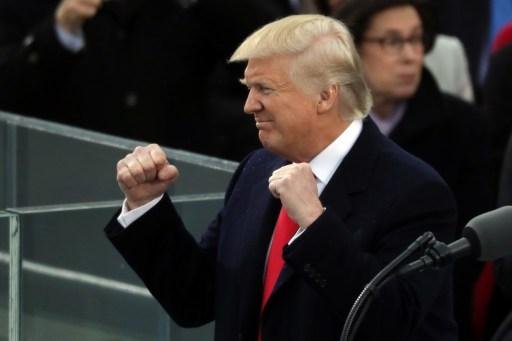 Donald Trump presta juramento e torna-se 45&ordm; presidente dos EUA