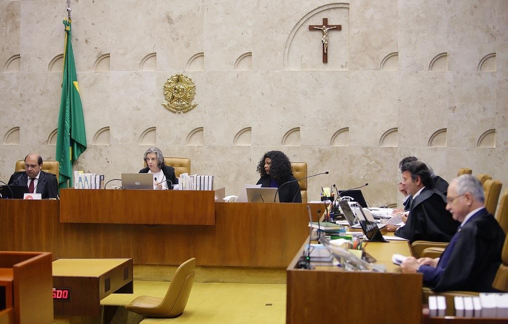 Metade dos ministros do STF dever&atilde;o ir ao vel&oacute;rio de Teori Zavascki