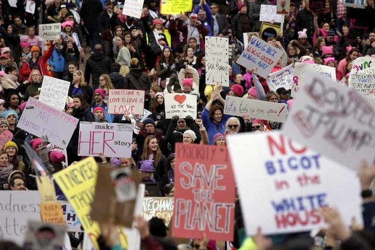 Milhares de mulheres protestam contra Trump em Washington