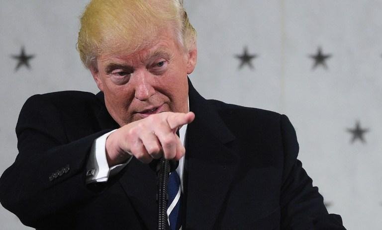Trump enfrenta novas cr&iacute;ticas ap&oacute;s atacar imprensa dos EUA
