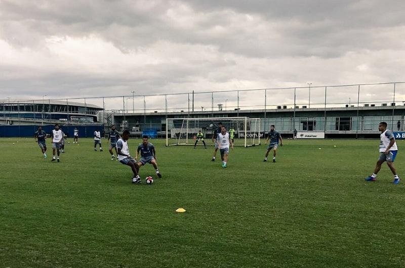 Treino do Gr&ecirc;mio tem participa&ccedil;&atilde;o de Jael e Bruno Cortez