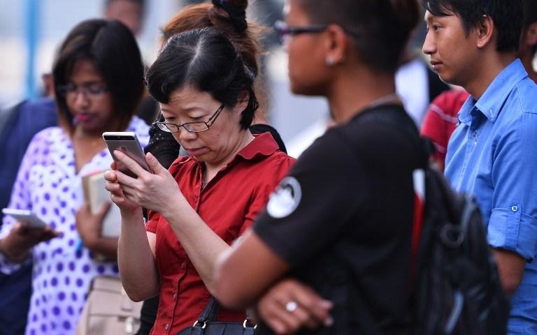 Cinco chineses e um membro da tripula&ccedil;&atilde;o seguem desaparecidos