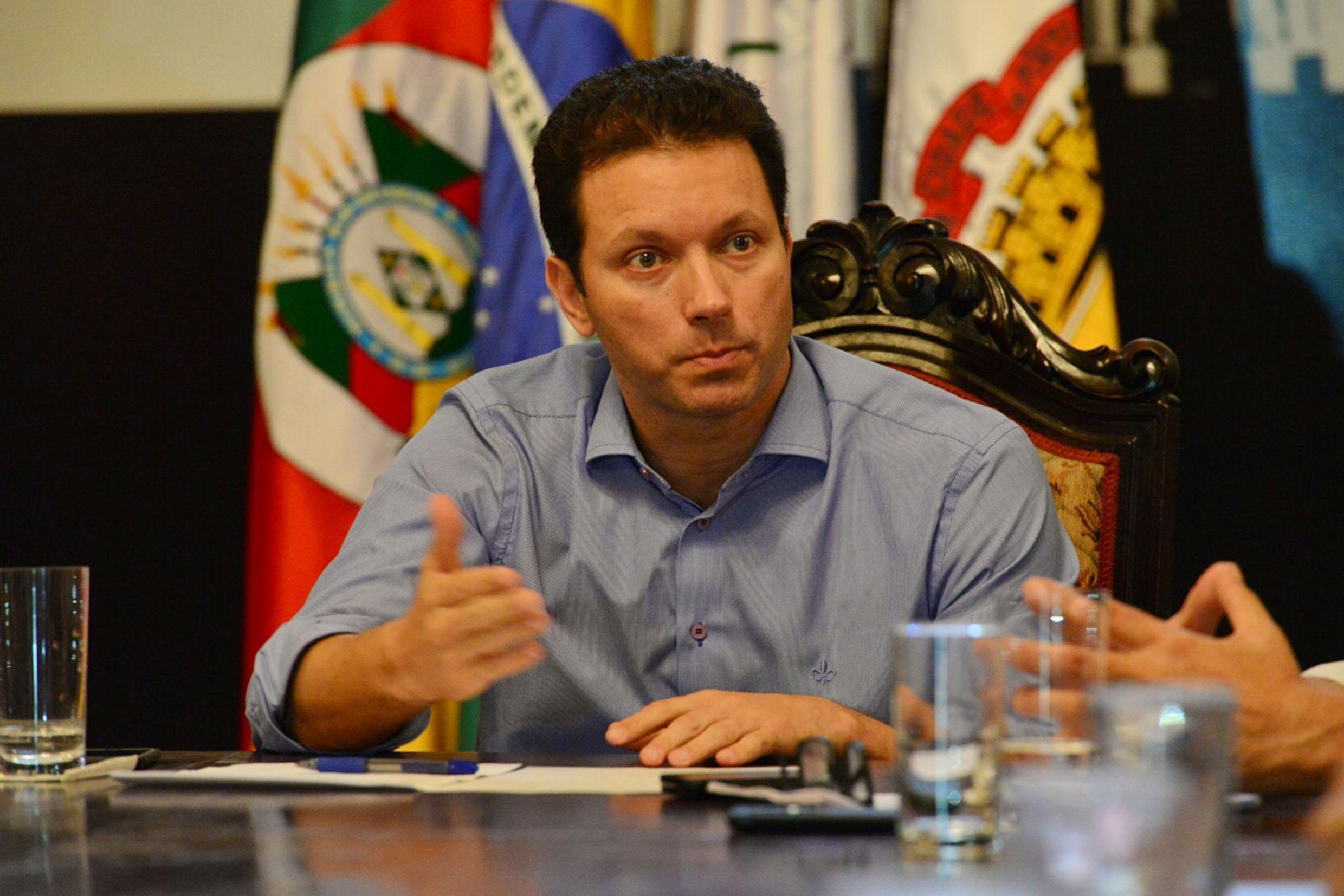Marchezan promete mudan&ccedil;as no transporte p&uacute;blico de Porto Alegre