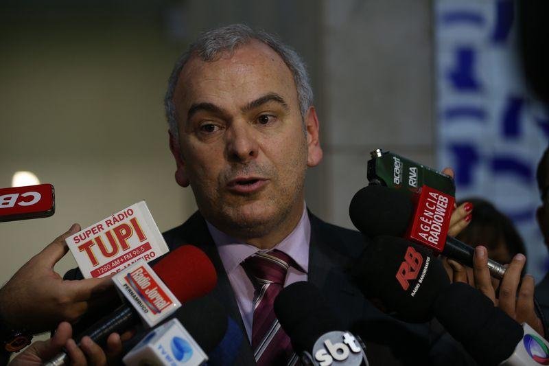 Deputado tenta impedir a reelei&ccedil;&atilde;o do atual presidente da Casa