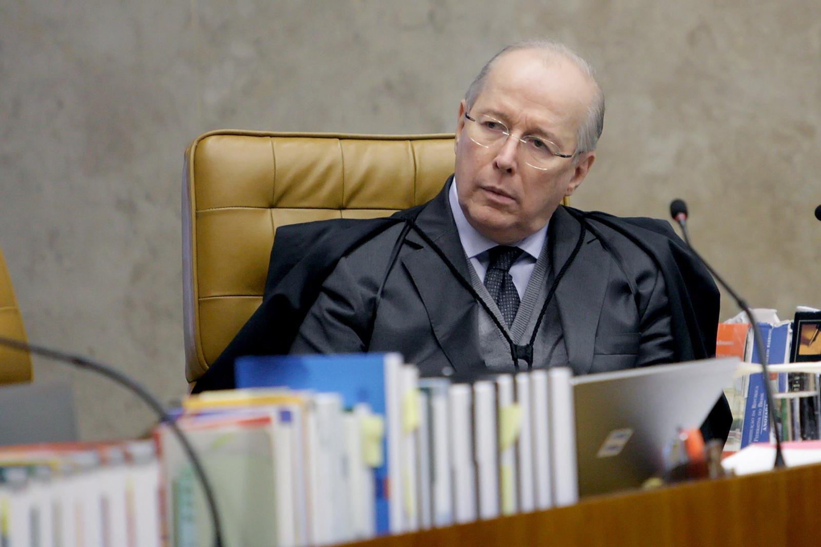 STF n&atilde;o hesitar&aacute; diante de desafios, afirma Celso de Mello em homenagem a Teori