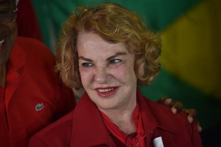 Marisa Let&iacute;cia est&aacute; sem aparelhos no hospital S&iacute;rio-Liban&ecirc;s