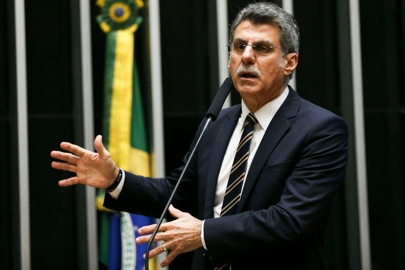 L&iacute;der do governo no Congresso minimizou as cr&iacute;ticas de que a nomea&ccedil;&atilde;o tem por objetivo garantir foro privilegiado