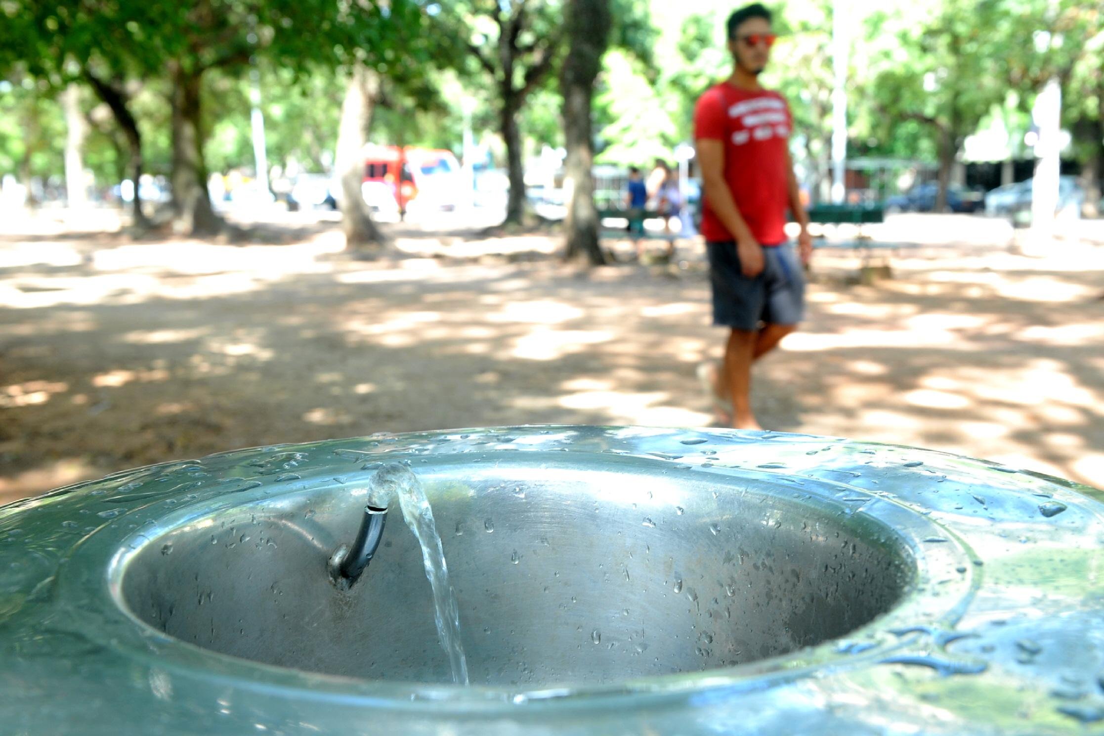 Na Reden&ccedil;&atilde;o, foram encontrados cinco bebedouros p&uacute;blicos