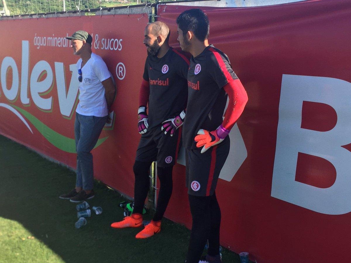 Taffarel acompanhou treino do Inter desta segunda