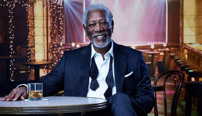 Morgan Freeman recebe pr&ecirc;mio honor&aacute;rio pelo conjunto da carreira