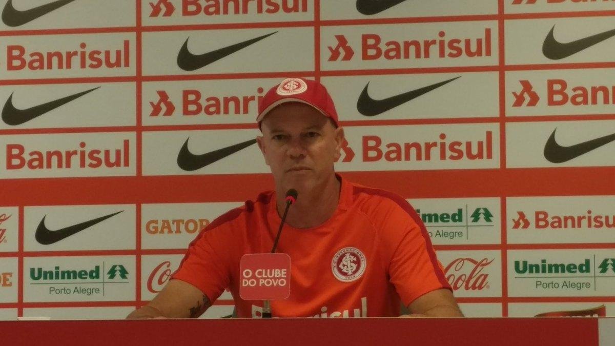 Zago espera avalia&ccedil;&atilde;o f&iacute;sica para confirmar escala&ccedil;&atilde;o do Inter