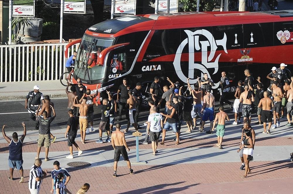 Confus&atilde;o teve como saldo um torcedor morto e outros feridos, com tiros disparados