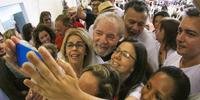 Lula vence em todos os cenários que participa na pesquisa da CNT