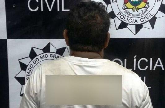 Homem suspeito de roubar carga de m&oacute;veis de R$ 25 mil &eacute; preso em Porto Alegre 
