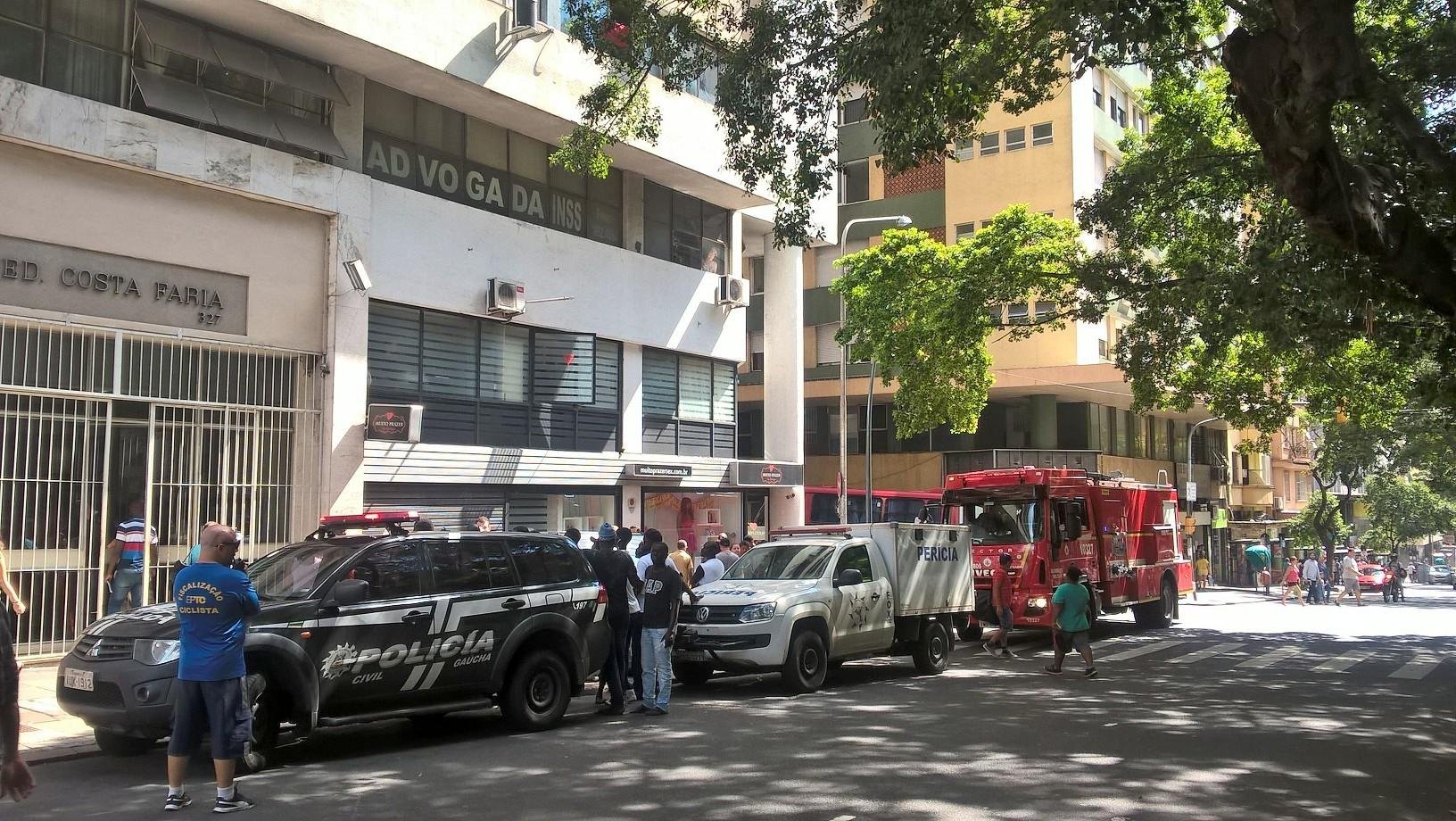 Suspeita &eacute; de que o elevador tenha trancado