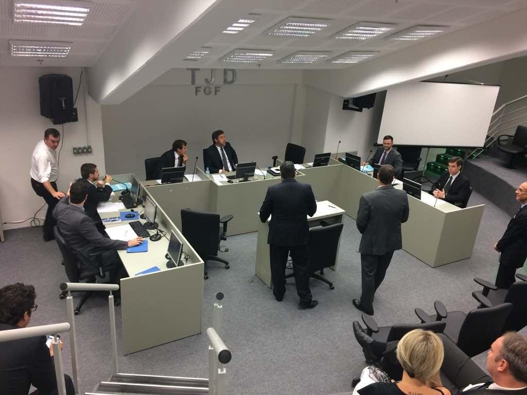 Inter ter&aacute; de pagar multa por conta de briga de torcedores em Veran&oacute;polis