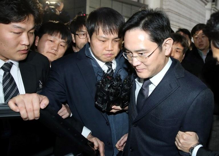 Lee Jae-Yong &eacute; acusado de pagar cerca de 40 milh&otilde;es de d&oacute;lares em subornos para obter favores pol&iacute;ticos