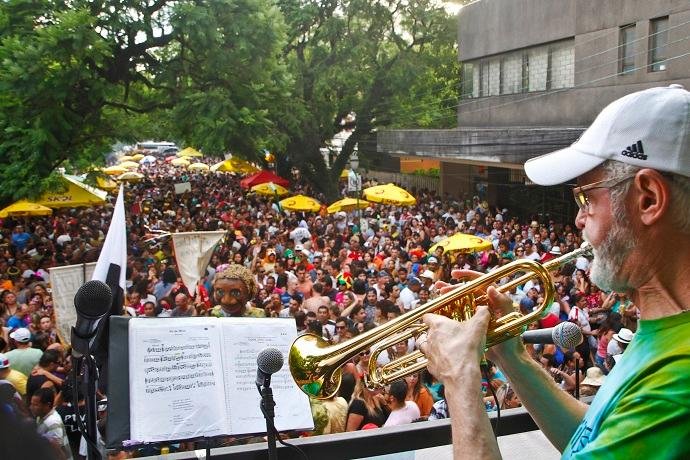 Calend&aacute;rio de desfiles vai at&eacute; 7 de maio