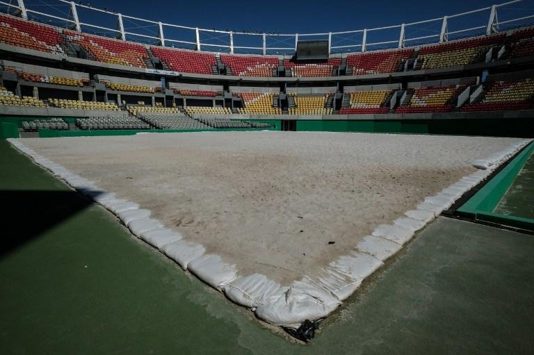 Seis meses depois das Olimp&iacute;adas, Rio gerencia elefantes brancos