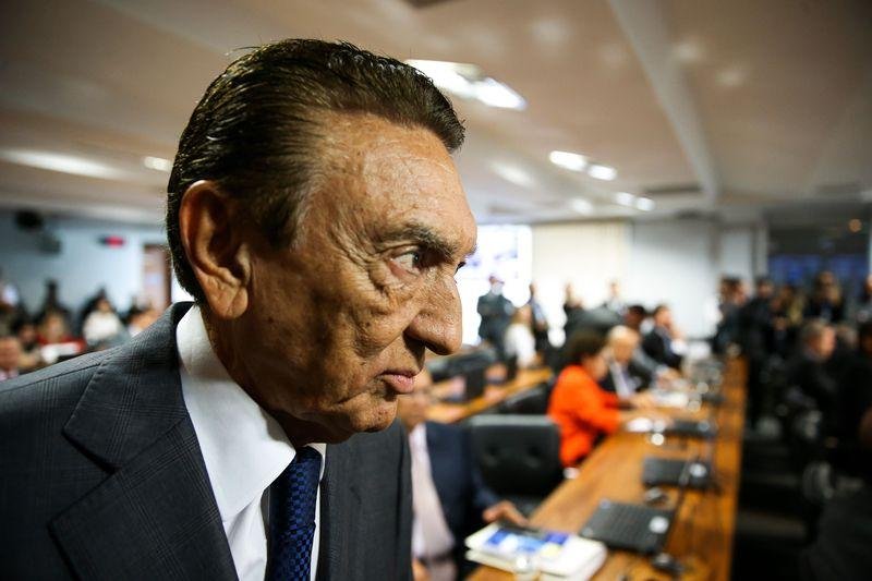 Senadores articulam para que Lob&atilde;o n&atilde;o presida sabatina de Moraes