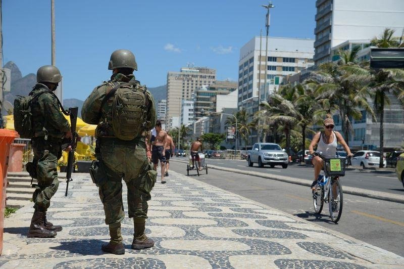 Governo destina R$ 100 milh&otilde;es para que For&ccedil;as Armadas apoiem sistema prisional