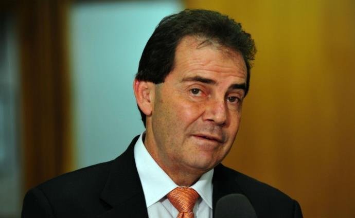 Presidente da For&ccedil;a Sindical afirma que &eacute; necess&aacute;rio mais tempo de debate com a sociedade