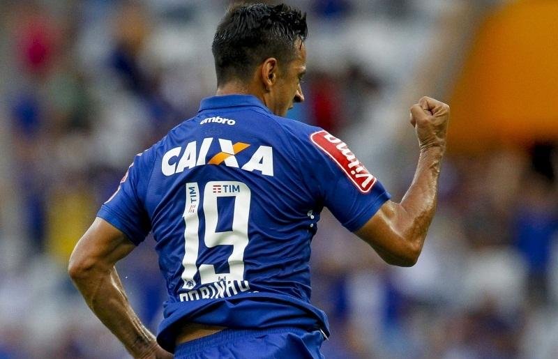 Cruzeiro decide vaga contra S&atilde;o Francisco, de Santar&eacute;m