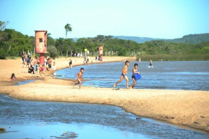 Praias do Lami e Bel&eacute;m Novo est&atilde;o liberadas para banho