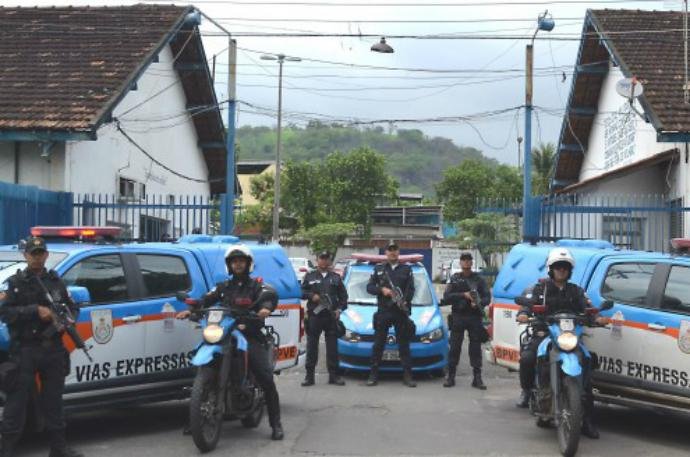 Sem recursos, carnaval do Rio de Janeiro contar&aacute; com menos policiais 