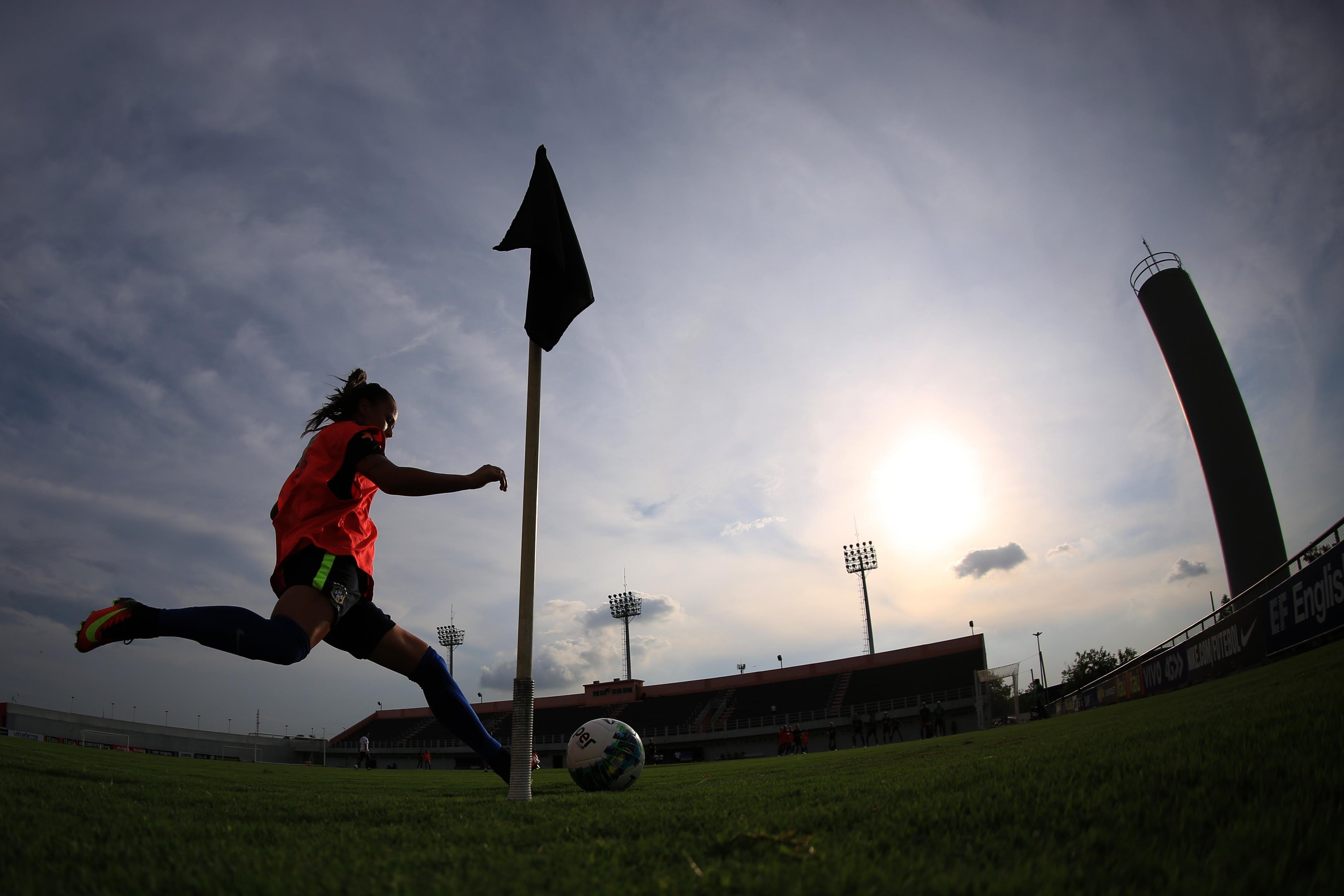 Clubes ser&atilde;o obrigados a montar equipes caso queiram participar, por exemplo, da Libertadores