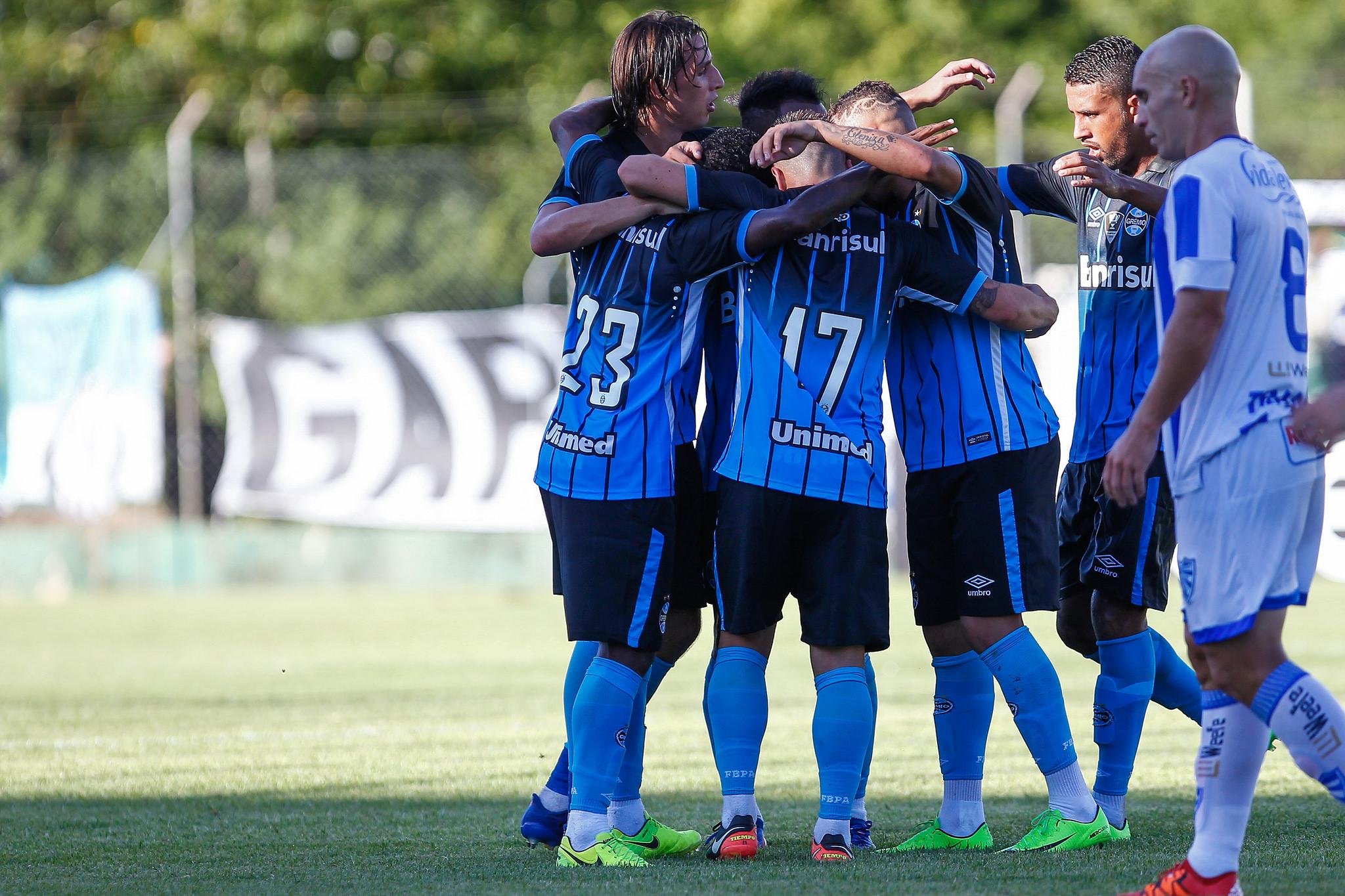 Jogadores do Gr&ecirc;mio valorizaram vit&oacute;ria sobre o Cruzeiro