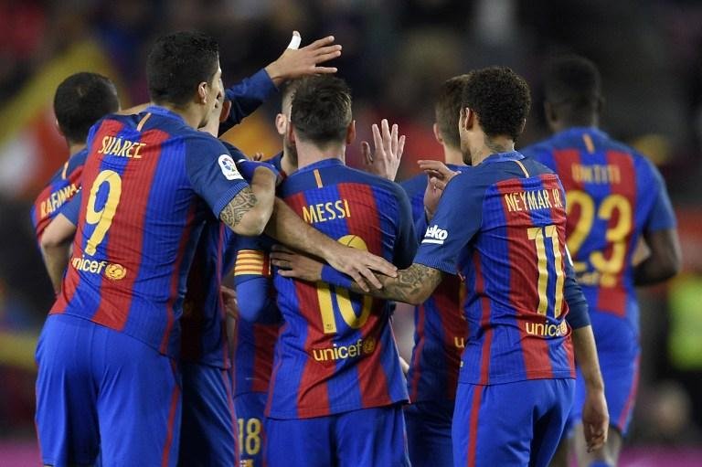 Time jogou com tr&ecirc;s zagueiros, mostrando a poss&iacute;vel t&aacute;tica que Luis Enrique pode utilizar contra o PSG