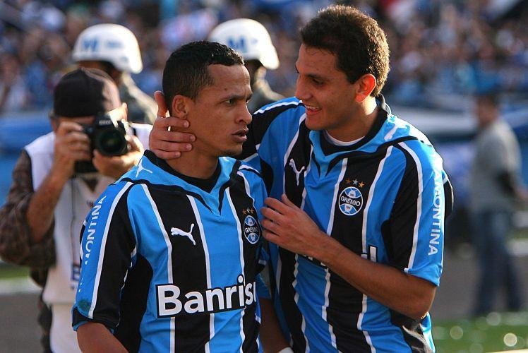 Ju&iacute;za avaliou que jogador cometeu irregularidades financeiras quando jogava no exterior