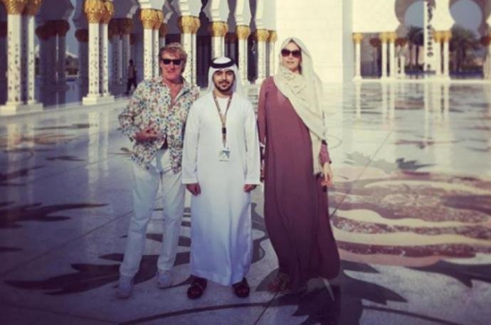 Rod Stewart se desculpa por simular decapita&ccedil;&atilde;o em v&iacute;deo