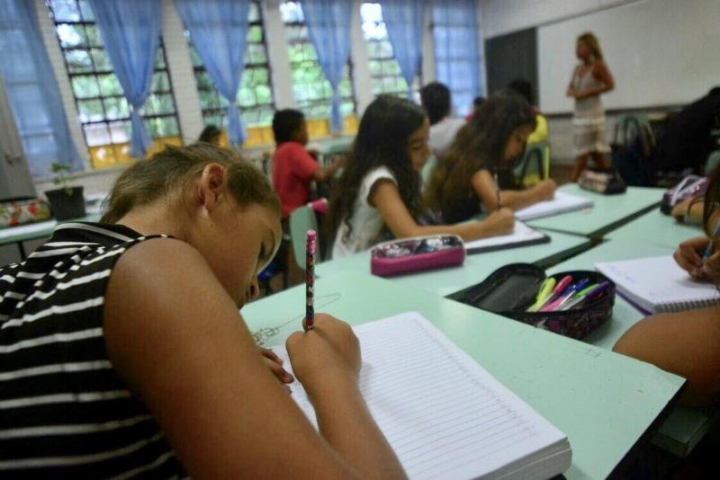 Come&ccedil;am as aulas nas escolas p&uacute;blicas do RS