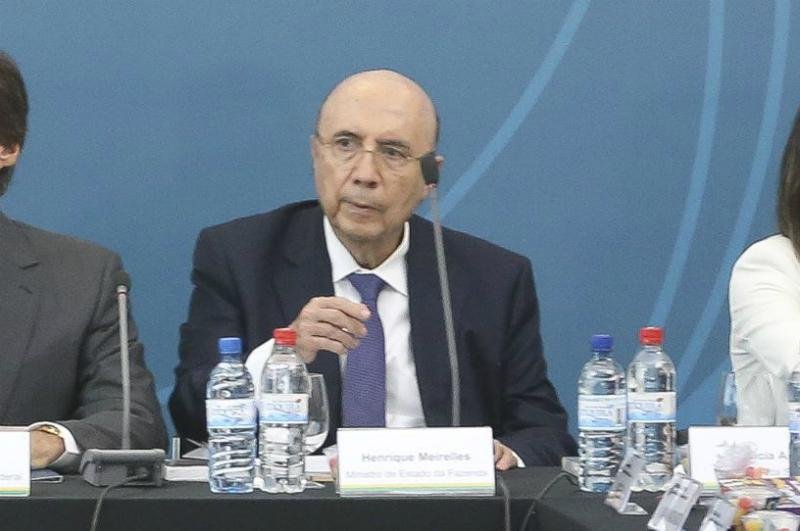 N&atilde;o h&aacute; d&uacute;vida que &eacute; a maior crise desde que PIB come&ccedil;ou a ser medido, diz Meirelles