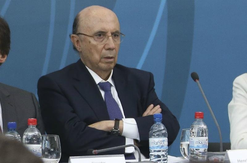 Ministro afirmou que medida &eacute; uma das ferramentas dispon&iacute;veis para que governo cumpra meta fiscal