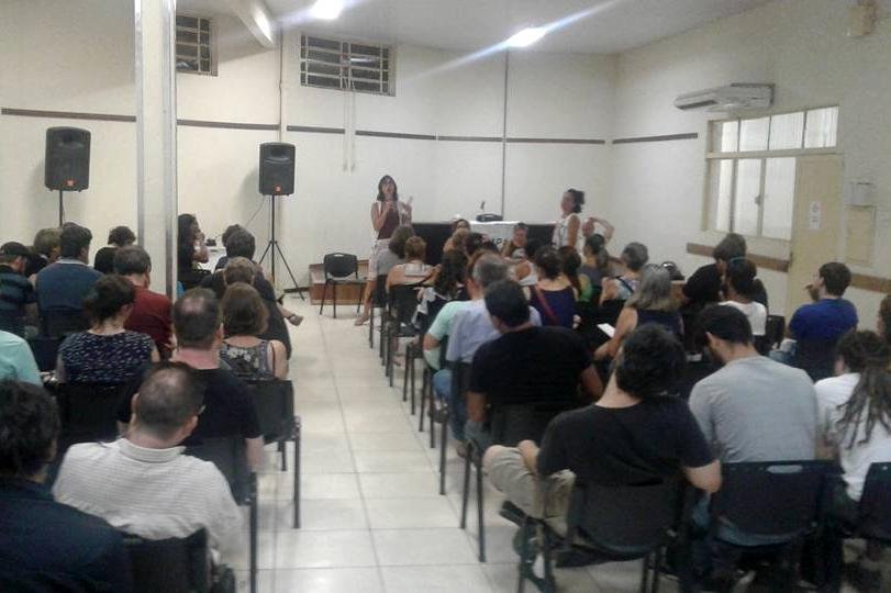 Associa&ccedil;&atilde;o relatou que governo foi irredut&iacute;vel em encontro sobre quest&atilde;o das quatro horas por turno