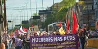 Marcha saiu da Ponte do Guaíba e terminou no Centro Histórico de Porto Alegre