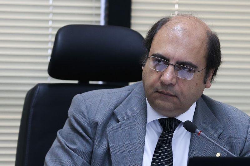 Borges de Andrada afirmou que depoimentos "n&atilde;o apontaram ocorr&ecirc;ncias precisas sobre apura&ccedil;&atilde;o da coautoria do atual governador do RJ nos eventos"