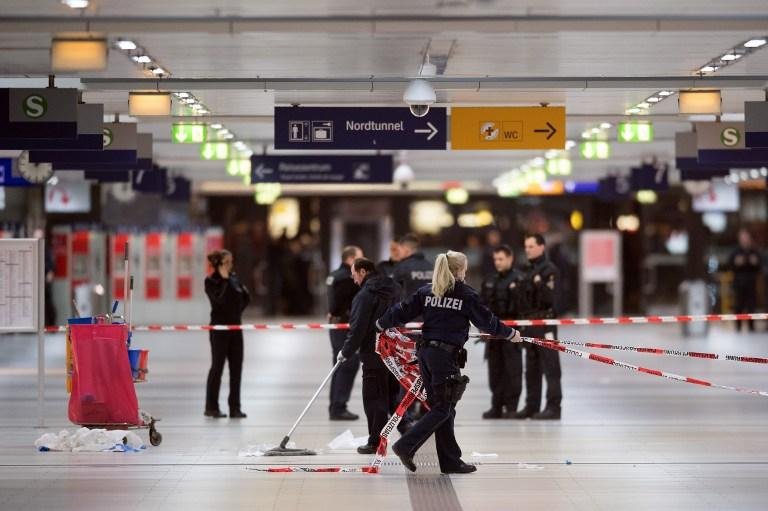 Ataque com machado deixa sete feridos em esta&ccedil;&atilde;o de trem de Dusseldorf