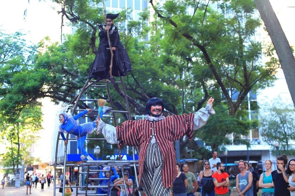 "Caliban - A Tempestade de Augusto Boal" ser&aacute; encenado no Parque Farroupilha neste domingo
