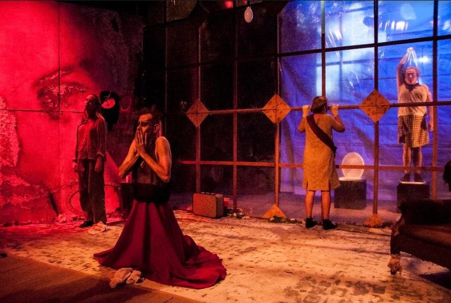 Montagem &eacute; livremente inspirada na dramaturgia da inglesa Sarah Kane