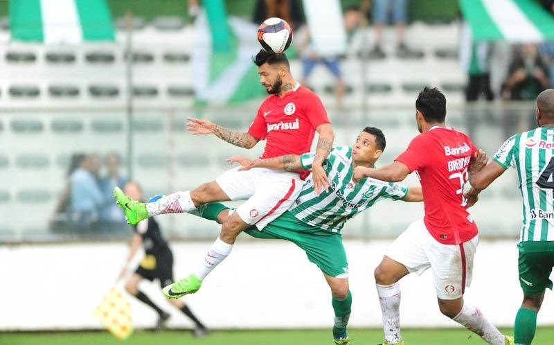 &Aacute;rbitro de Juventude x Inter deve ser punido pela FGF