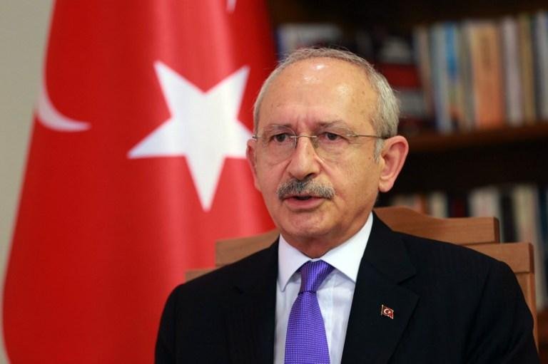 Presidente Erdogan prometer que a Holanda "pagar&aacute; um pre&ccedil;o alto" pelo tratamento dado aos dois ministros turcos, que, segundo ele, recordam "o nazismo e o fascismo"